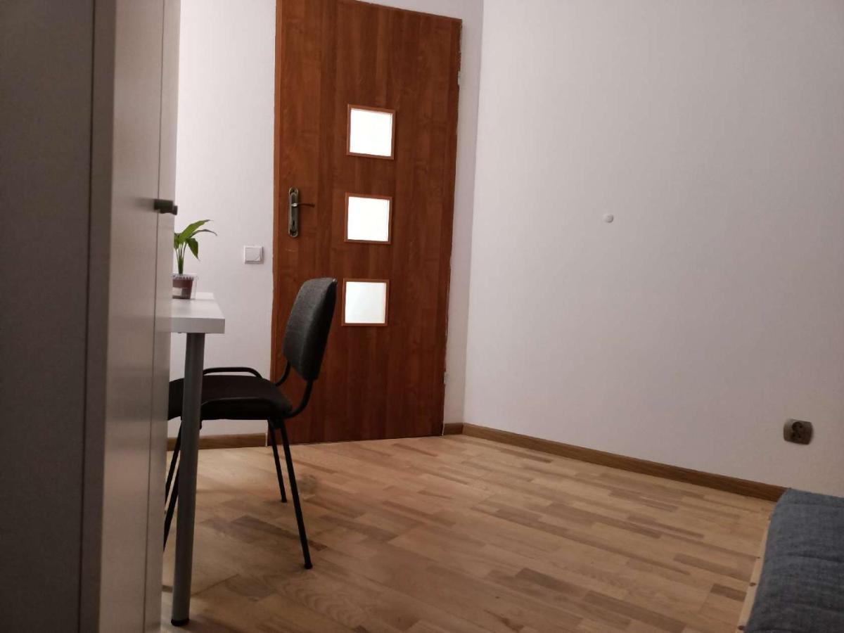 Cruz Mieszkanie Pokoje Centrum Przytulny Czysty Lokal Na Noc Лодзь Екстер'єр фото